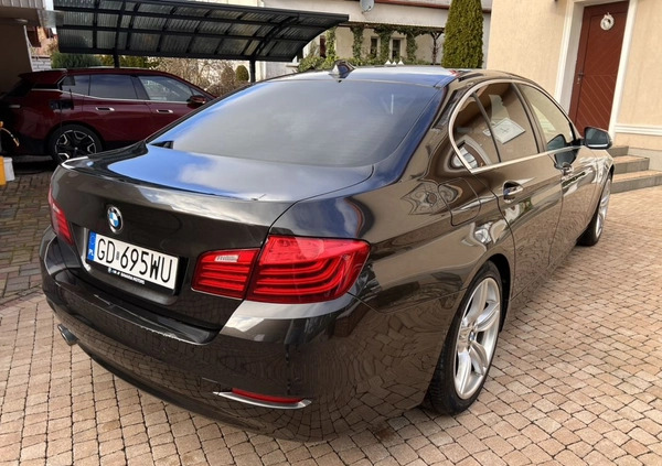 BMW Seria 5 cena 59999 przebieg: 225000, rok produkcji 2014 z Darłowo małe 631